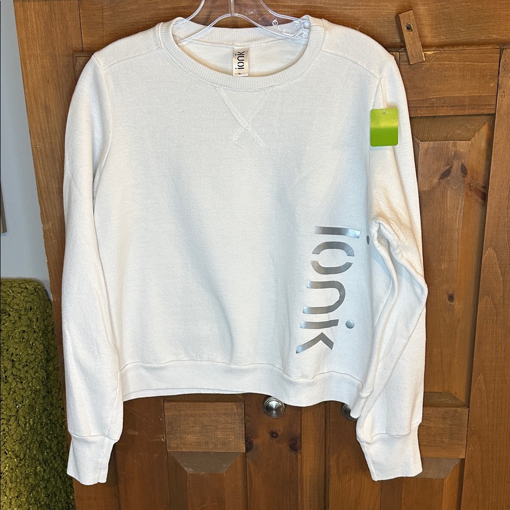 Bundle 5 items @ 5$, pay only 15$ - White Crewneck Sweatshirt with Logo